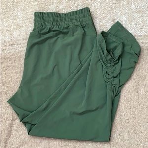 Women’s Casual Pants